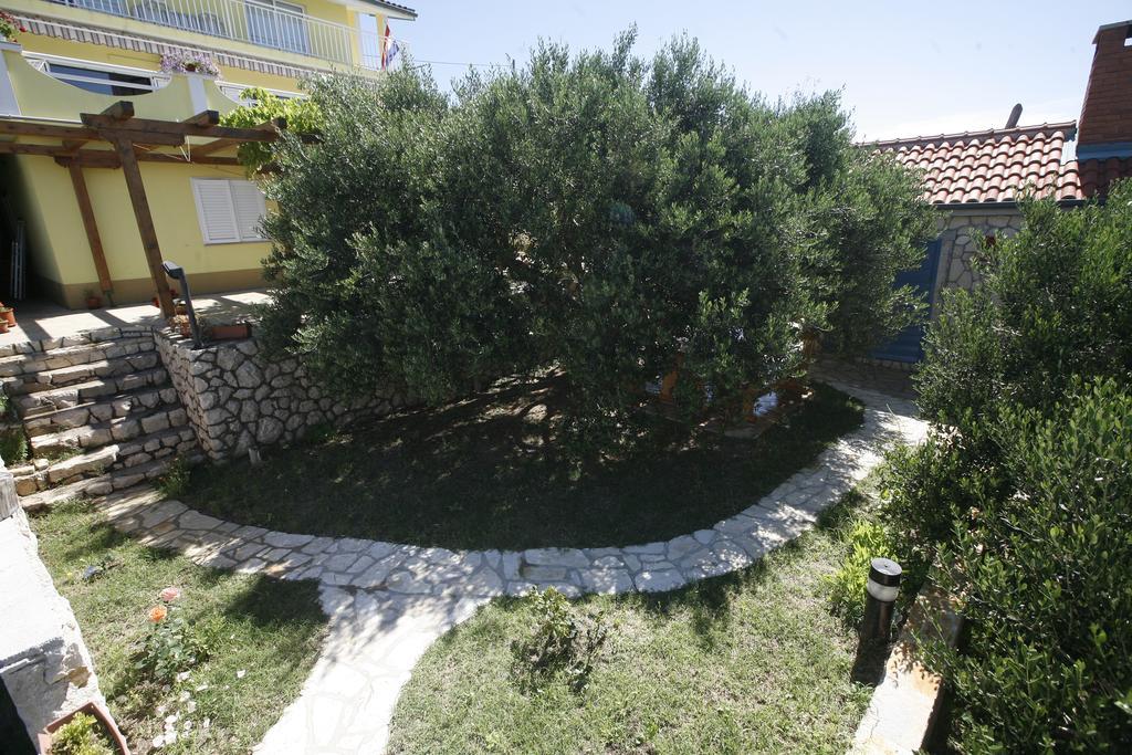 Apartments Roza Miškovići 外观 照片