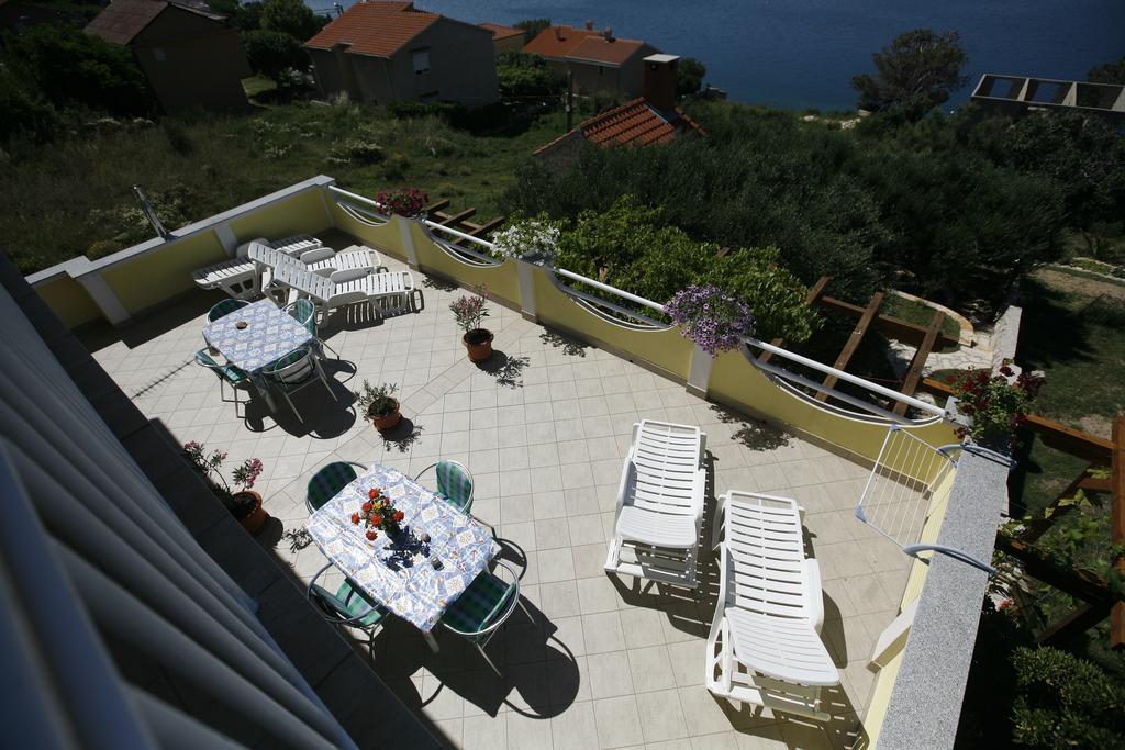 Apartments Roza Miškovići 外观 照片