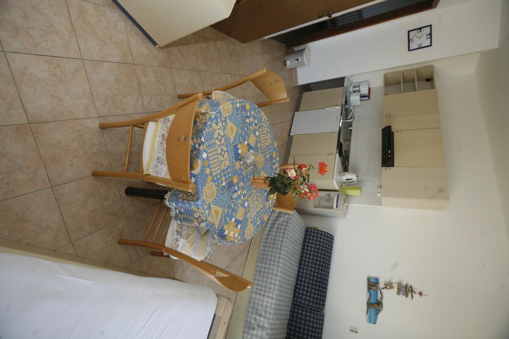 Apartments Roza Miškovići 外观 照片